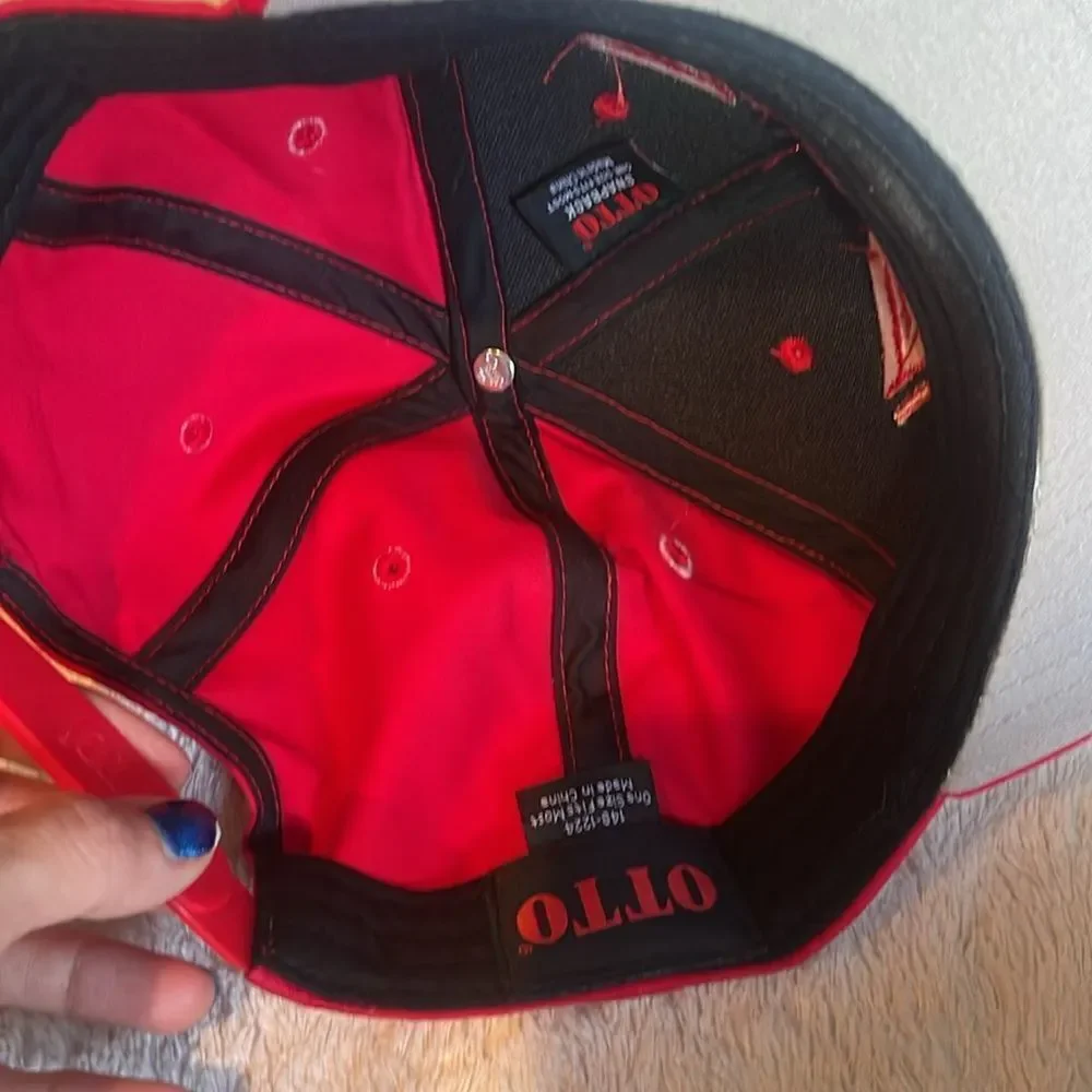 727 The burg hat